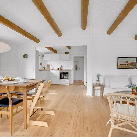 Bengta - 500m From The Sea By Interhome *