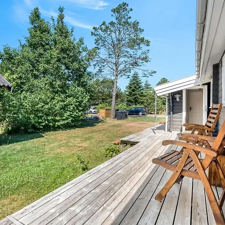 Bengta - 500m From The Sea By Interhome Gedser